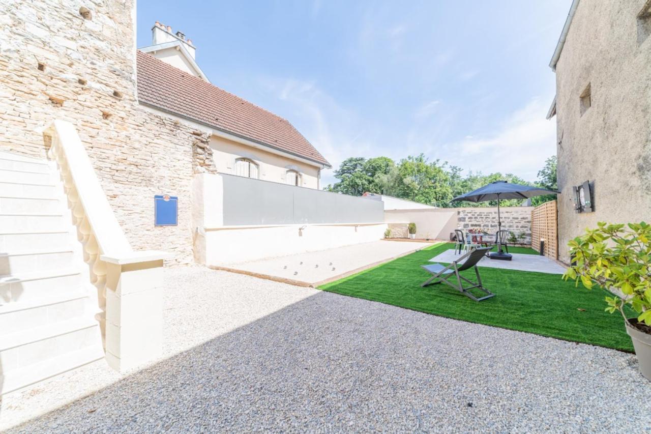 Cote Cour, 3 Chambres, Terrasses, Jardin Prive Avec Terrain De Petanque, Cave Voutee Corgoloin Exteriér fotografie